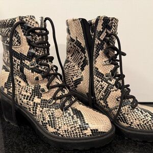 Stylish Snake Print Ankle Boots